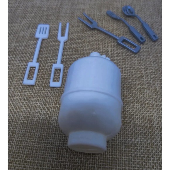 Vintage Barbie Beach Blast 1988 Replacement Grill Accessories White Silver Tank - Picture 3 of 7